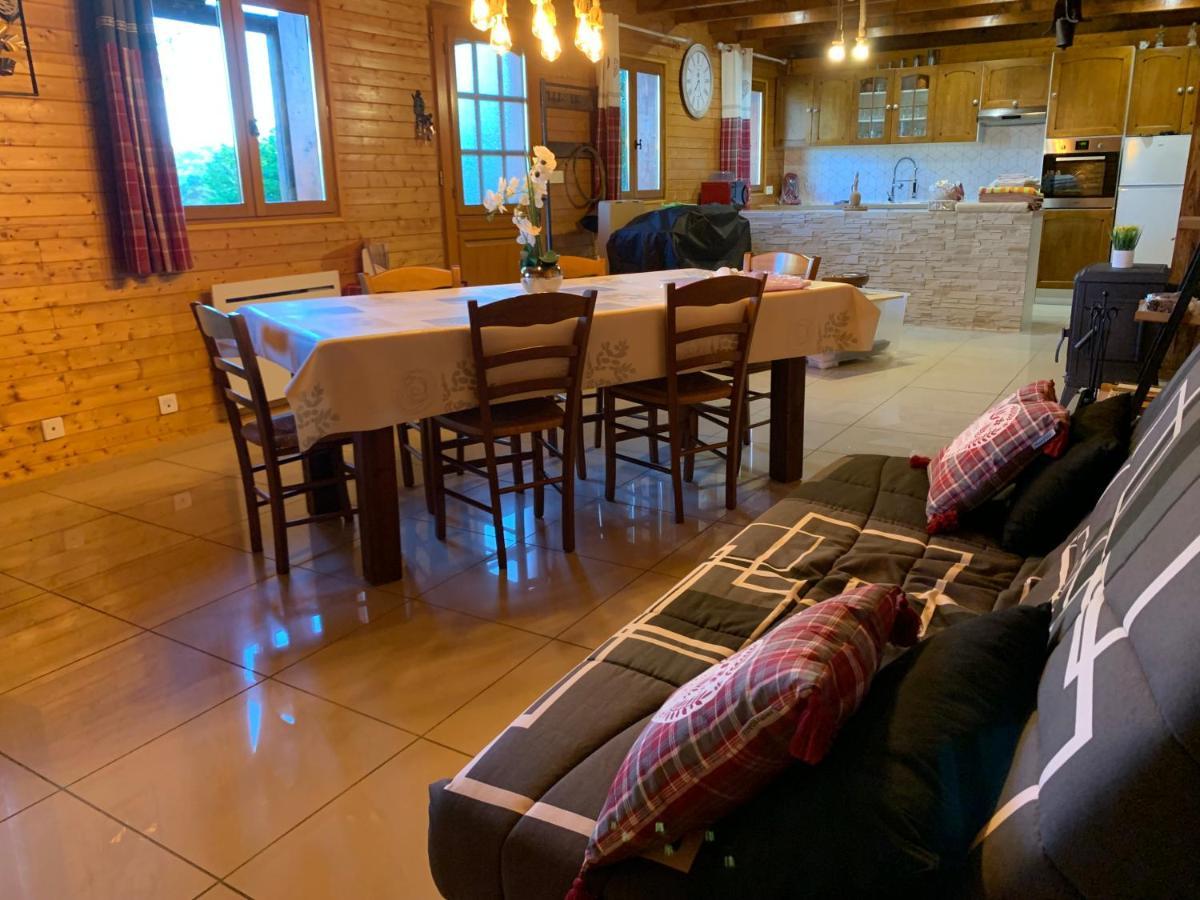 Chalet Le Montebello Bazeilles Bagian luar foto